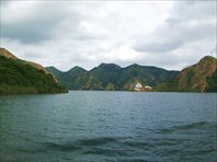 Озеро Яньсай-озеро Яньсай
